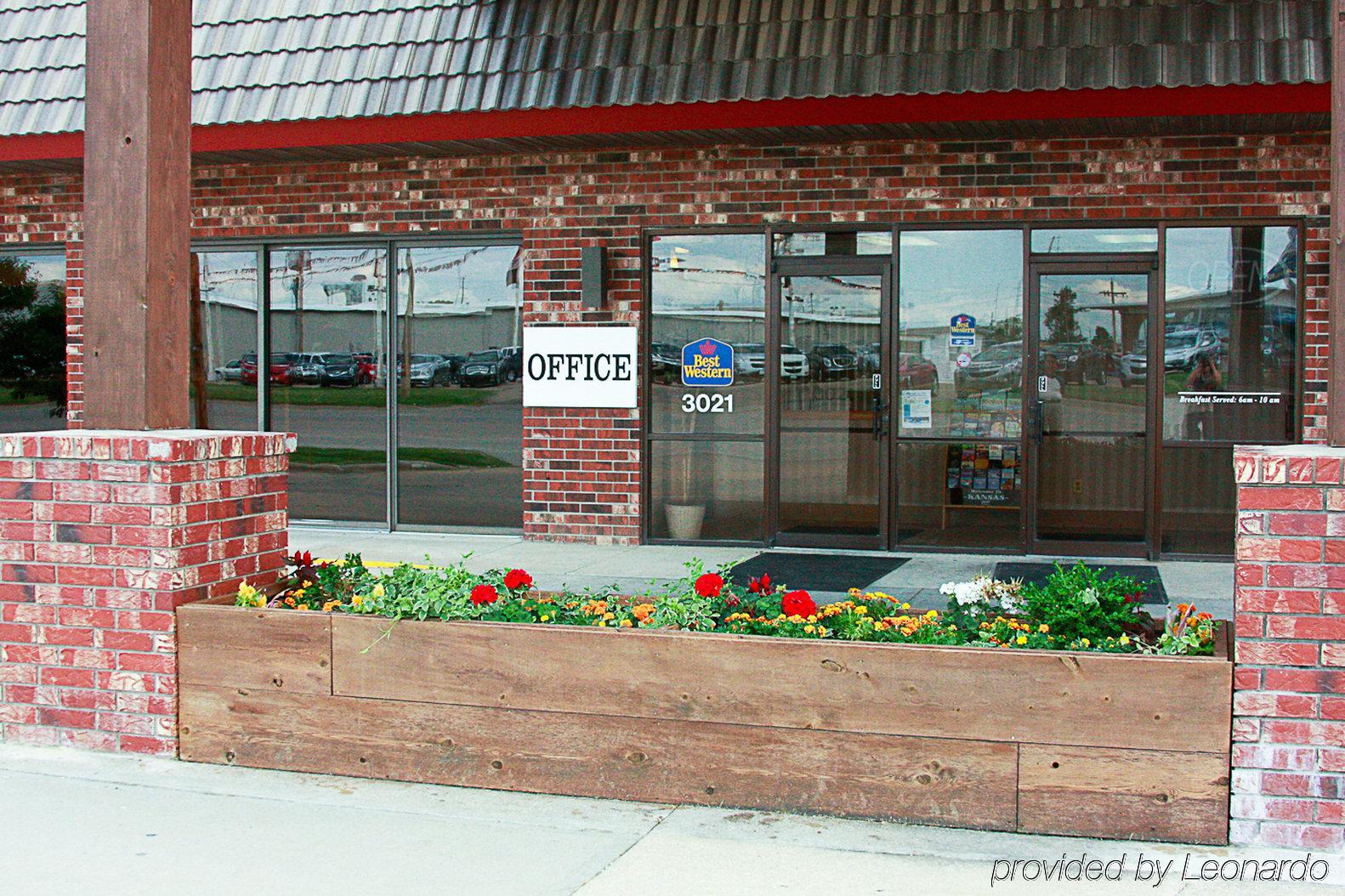Best Western Hospitality House Emporia Exterior photo