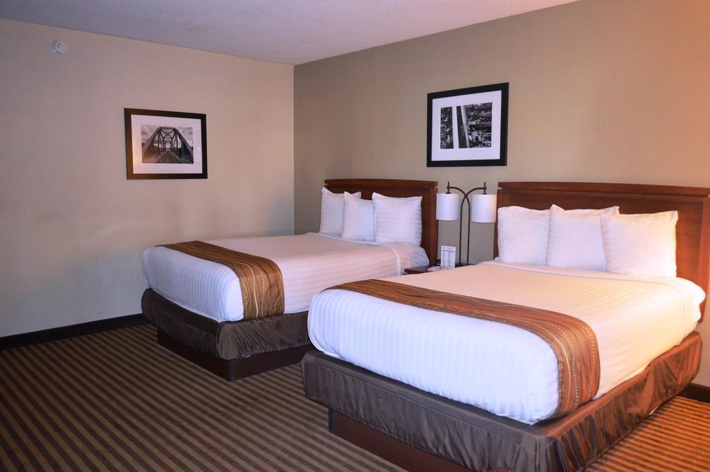 Best Western Hospitality House Emporia Exterior photo