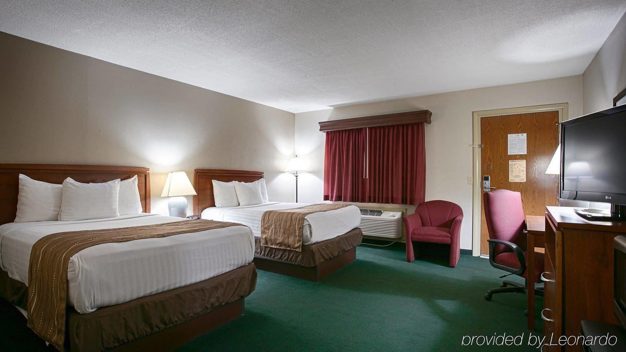 Best Western Hospitality House Emporia Exterior photo